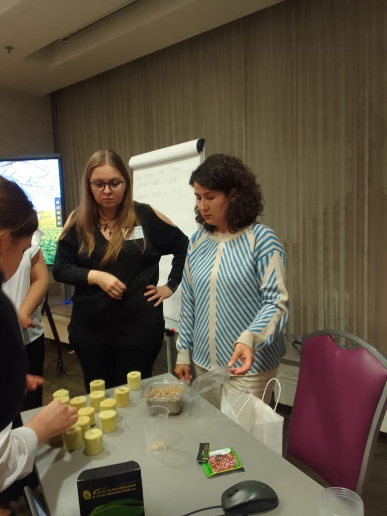 photo_2025-10-27_20-18-08 (3).jpg